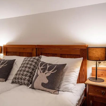 Apartman House Leska *