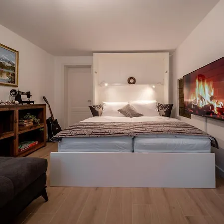 Apartman House Leska *