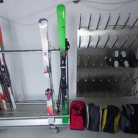 Lägenhet House Leska